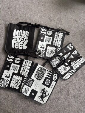 Lululemon Black & White 'Made to Feel' Graphic big Tote Bags